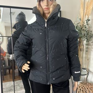 Bench of England Bee 🐝 Puffy Coat